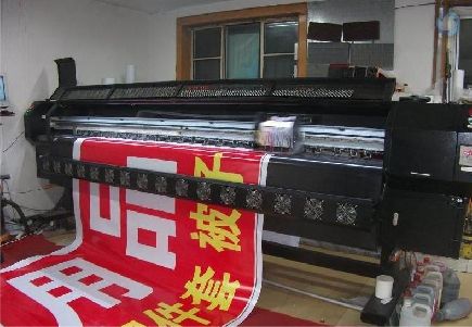 镇沅喷绘广告分辨率是多少？