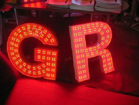 镇沅LED发光字常见的安装误区。